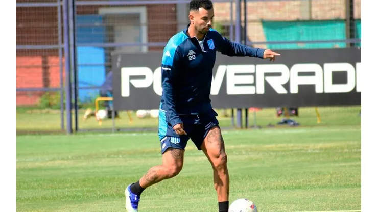 El polémico posteo de Cardona, que sigue relegado en Racing