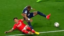 VIDEO | No iba ni un minuto y Enzo Fernández taló a Neymar