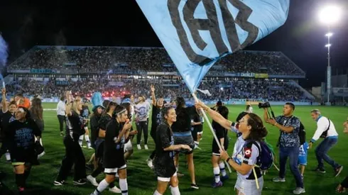 Con 28.000 hinchas alentando, el femenino de Belgrano logró su segundo ascenso en un año