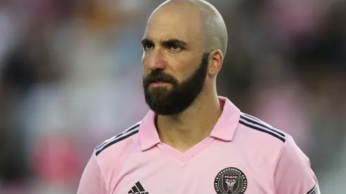 Gonzalo Higuaín anunció su retiro del fútbol