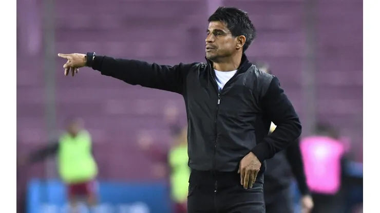 Ibarra y sus dos bajas para el domingo.