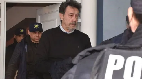 El vice de Colón se declaró culpable de la apretada de la barra al plantel