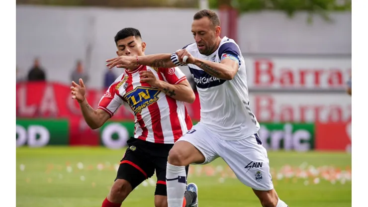 Gimnasia empató con Barracas y quedó lejos de la punta.