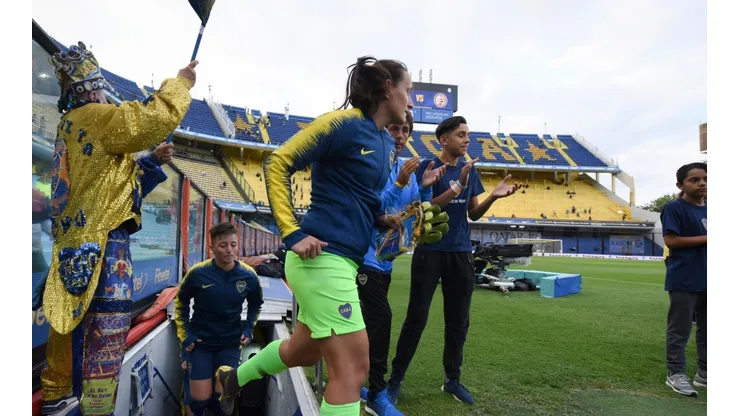 Furor total por el fútbol femenino.