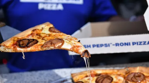 HOY es la Noche de la Pizza y la Empanada.