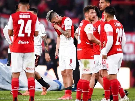 Durísimo: la FIFA le prohibió a Independiente fichar jugadores por incumplimiento de pago