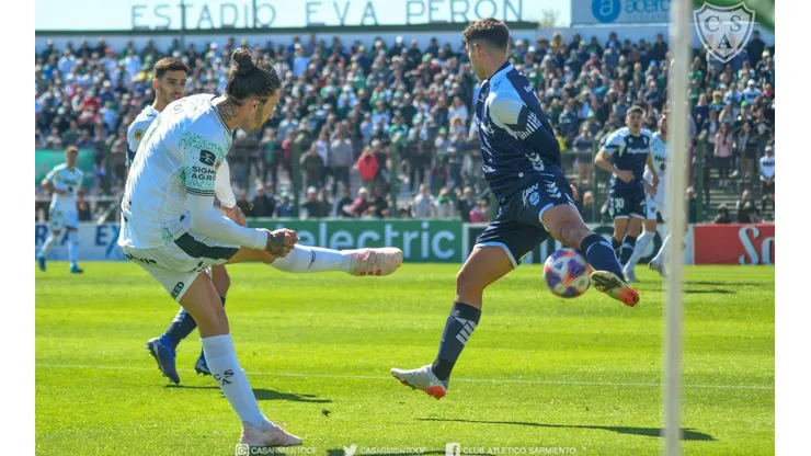Gimnasia desprovechó la chance de ser puntero empatando con Sarmiento en Junín