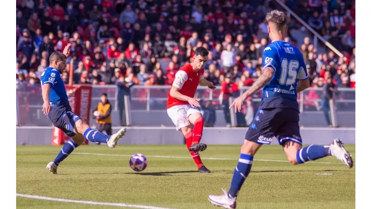Es una caldera: Independiente no aguantó y el necesitado Vélez se lo empató en el final