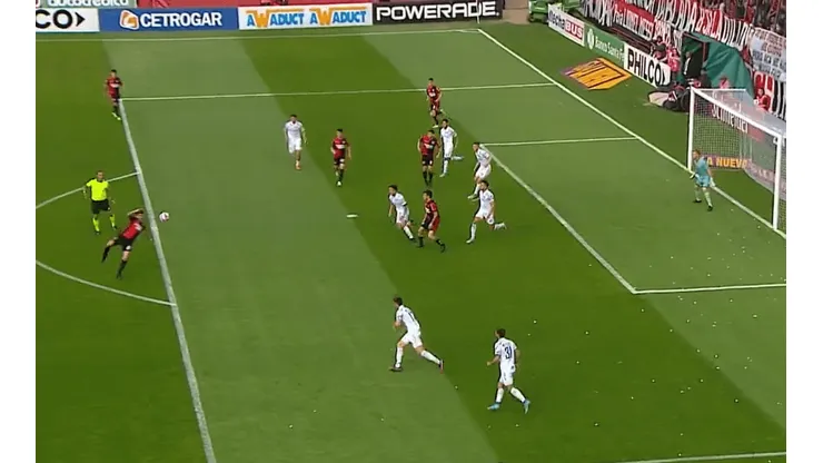 El golazo de Pablo Pérez. (Captura TV)