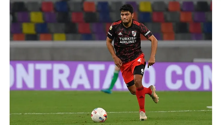 Robert Rojas debe regresar a River.