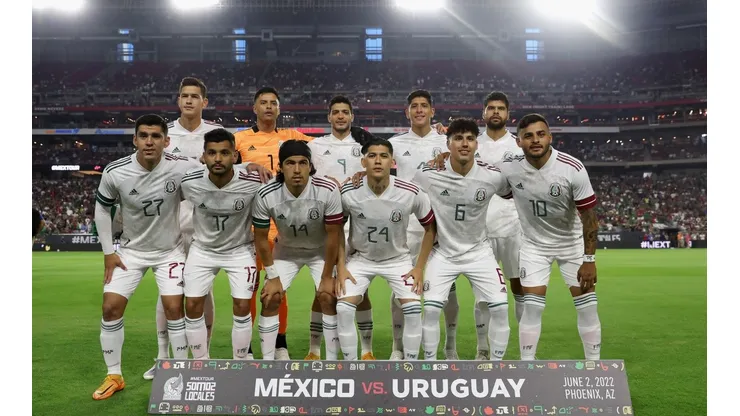Atento Scaloni: Tecatito Corona se queda afuera del Mundial por una grave lesión