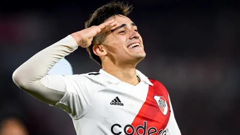 El festejo del momento en River: ¿Por que Solari hizo la venia en sus dos goles?