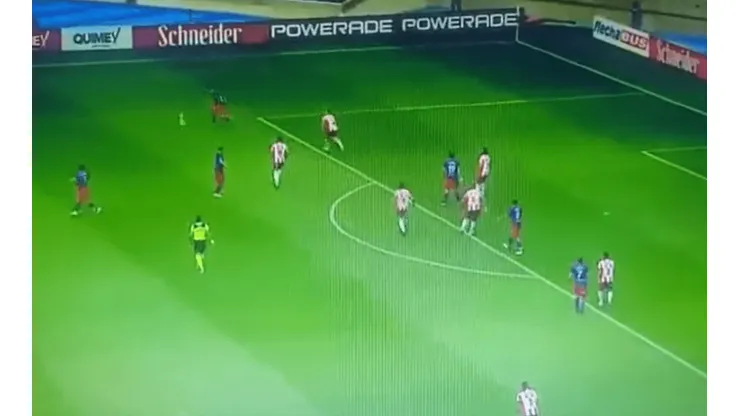 Nadie entiende que pasó: todos hablan de esta jugada viral en el partido de Instituto