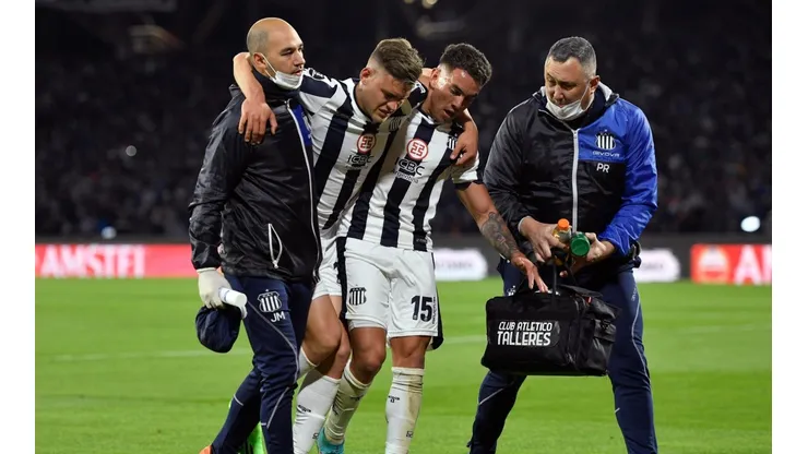 Girotti salió lesionado en el cruce vs. Velez.