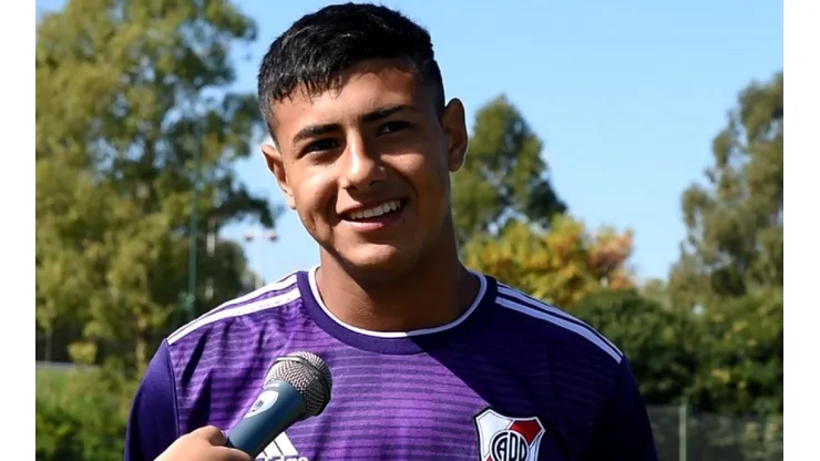 Aseguran que es el nuevo Simón: River blindó a una de las joyas del club