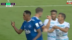 No te sale, Yerry: Mina quiso hacer 'la del Dibu Martínez' pero no tuvo éxito