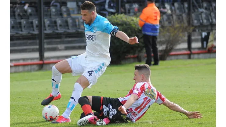 Barracas y Racing empataron en el Islas Malvinas.