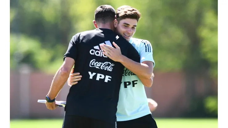 Scaloni y su reconocimiento a Julián.