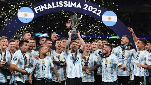 Llega a la Premier League: Marcos Senesi, a punto de ser jugador del Bournemouth