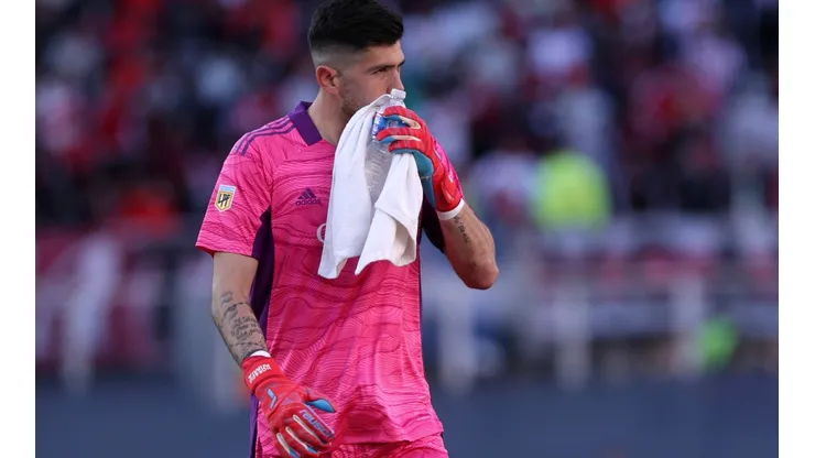 De los arqueros que interesan en Boca, revelan que avanzaron por 2 candidatos de Selección