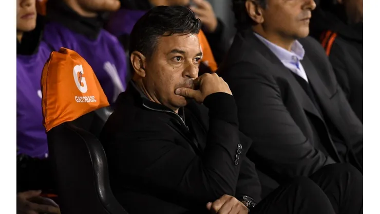 ¿Cambia el esquema? Gallardo planea sacar al doble nueve ante Independiente