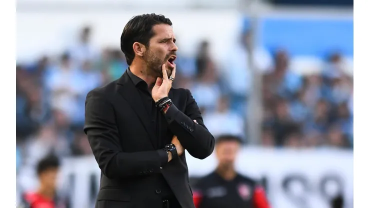 Gago pierde un futbolista que llegó como figura.