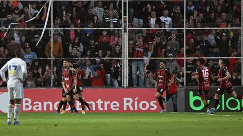 Patrón del mal: Boca jugó un partido de terror y se fue goleado de Paraná