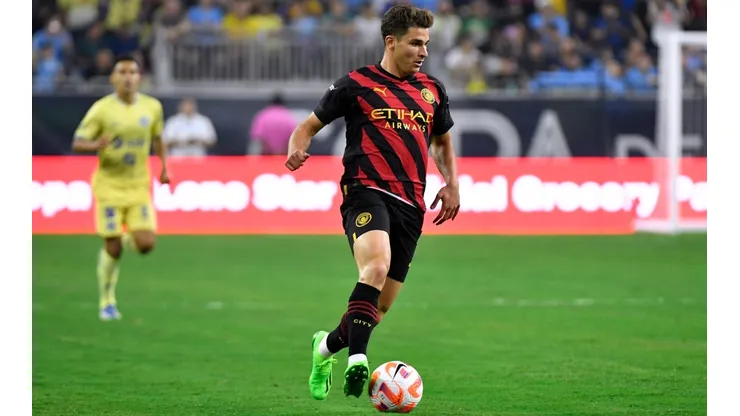 Expectativa por el debut oficial de Julián Álvarez: podría ganar un título en su primer partido