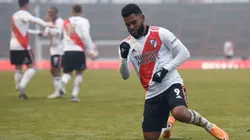 No solo fue tendencia en Argentina: Borja la rompió con River y en Colombia deliraron con su nivel
