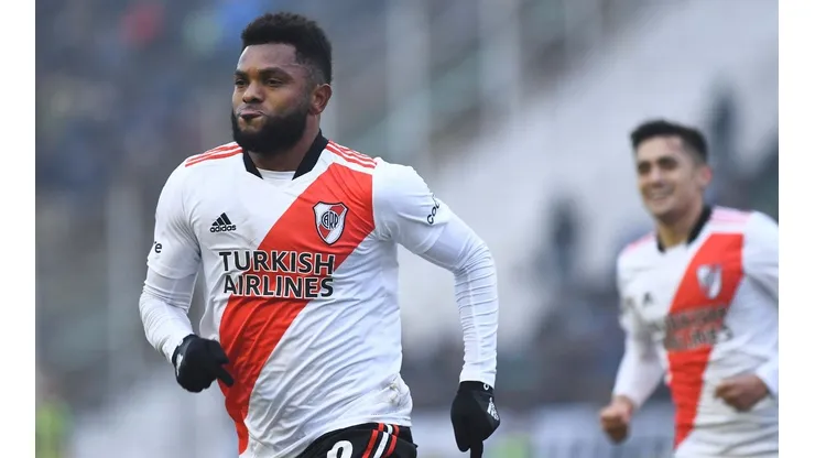 VIDEO | Los cinco minutos de furia de Borja: asistencia y primer gol en River