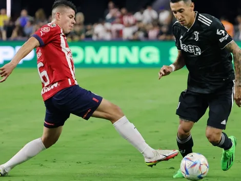 VIDEO | Susto total: Di María debutó en la Juventus y casi lo lesiona ¡el árbitro!