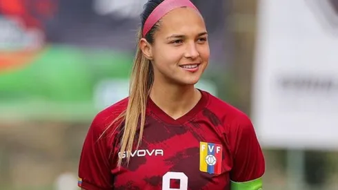 Deyna Castellanos, goleadora y capitana de Venezuela