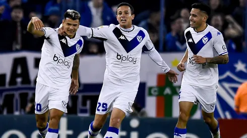 A mí no me ganás: Vélez amargó a River sobre el final con un agónico 2-2