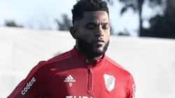 Borja y una historia mientras miraba el partido.