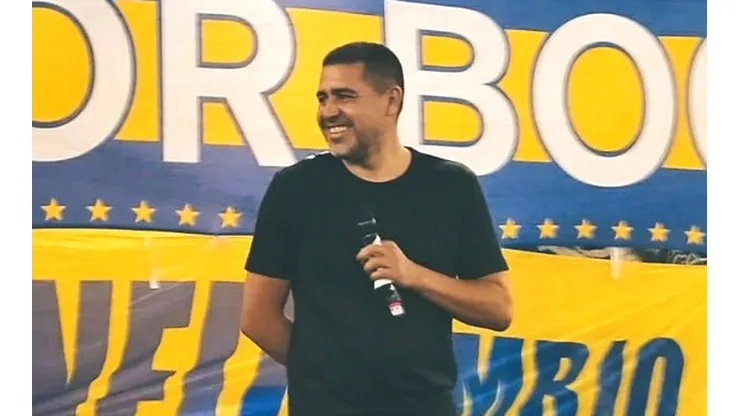 Riquelme, a punto de cerrar una venta.