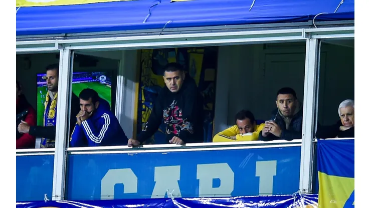 Sorpresa total en Boca: Riquelme le ofreció renovar el contrato a dos pesos pesados del plantel