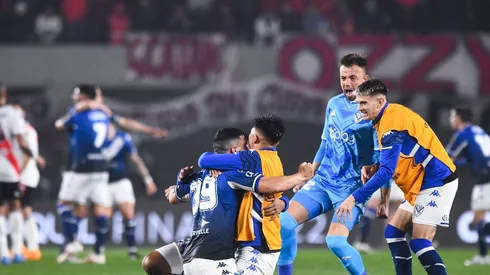 Llega desde el exterior: el primer refuerzo de Vélez tras eliminar a River