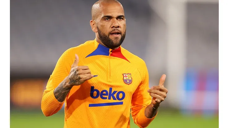 Cambio inesperado: se fue de Boca con polémica y ahora puede ser compañero de Dani Alves