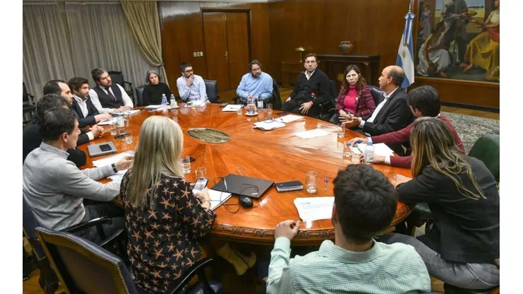 Batakis definió a su equipo económico.