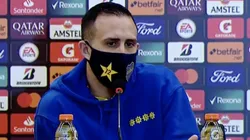 Izquierdoz se enojó en conferencia.