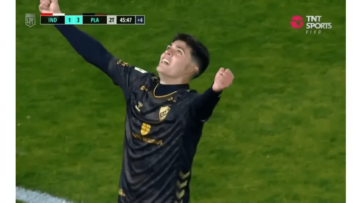 Taborda liquidó el partido ante Independiente.