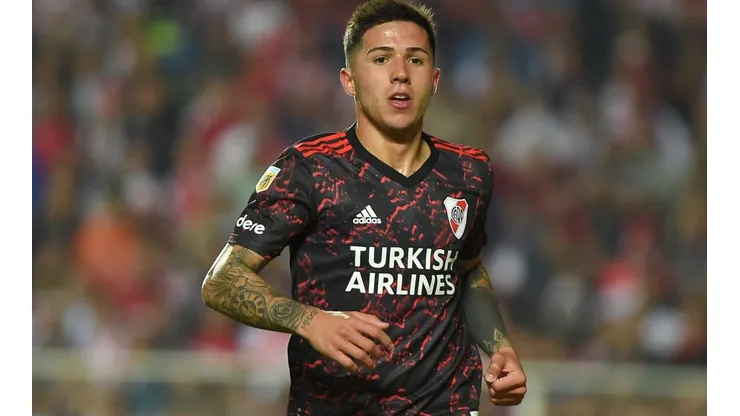 Viene de un grande: la figura que interesa en River para reemplazar a Enzo Fernández