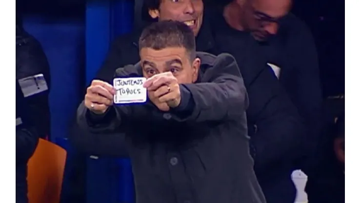 Vivas explicó por qué usó el cartel y llenó de orgullo a los hinchas de Boca