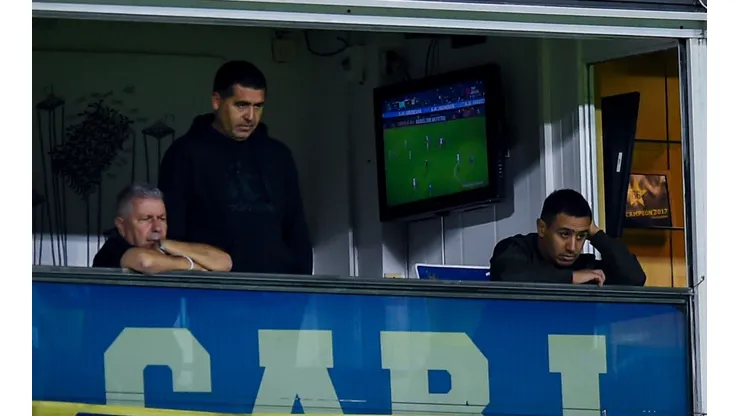 Riquelme sueña con convencer a un jugador que dijo que "ni loco jugaría en Boca".