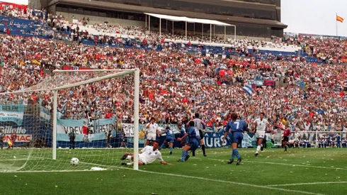 El máximo goleador argentino en Mundiales sumó 10 tantos.
