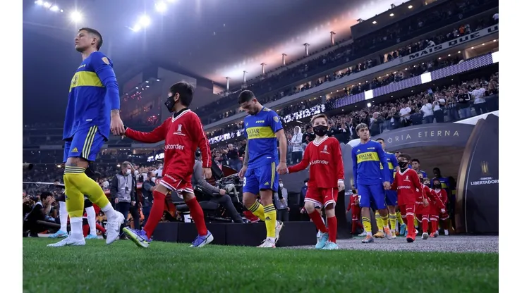 El tuit de Conmebol felicitando a dos jugadores de Boca por una jugada.