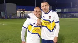 Puesto impensado: Riquelme jugó el amistoso con el Senior de Boca en una posición increíble