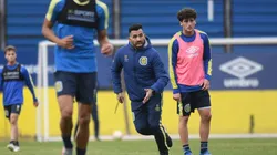 ¿Y ahora? El Chapa Retegui se bajó y no será ayudante de Tevez en Central