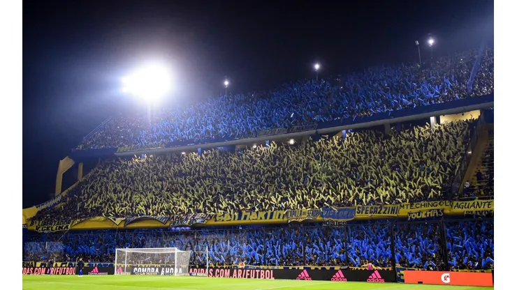 La Bombonera lo espera: el increíble guiño que recibió Riquelme de una figura que quiere tener en Boca