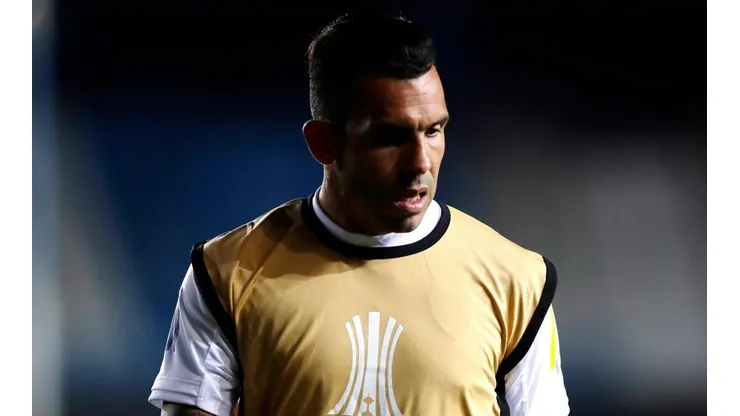 Por qué Carlos Tevez firmaría la planilla como "aguatero" de Rosario Central
